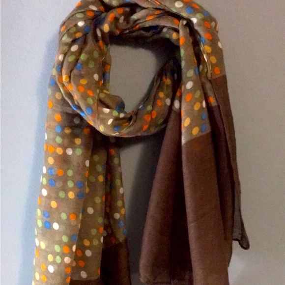 Scarve - Picture 2 of 2